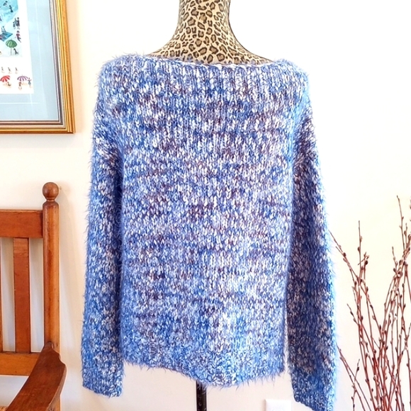 Forever 21 Junior's Eyelash Chunky Knit Sweater Size:M Color:Blue, White NWOT - Picture 5 of 12